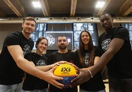 Integrantes de los equipos Bilbao Miners, que jugarán en El Arenal.