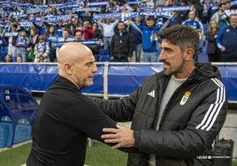 Paunovic se saluda con Calero.