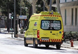 Imagen de archivo de una ambulancia.