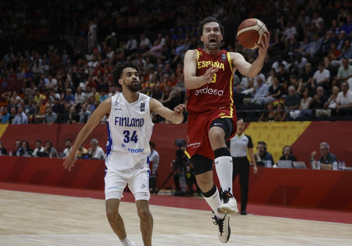 Sergio Llull, durante un partido contra Finlandia.