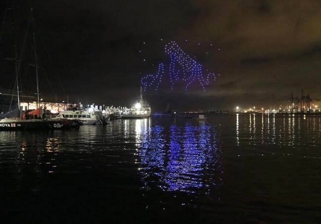 Espectáculo de drones en el puerto de Alicante.
